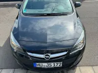 Gebraucht Opel Astra 110 PS (80 kW) 2014 Schwarz Limousine
