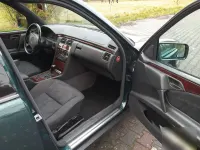 Gebraucht Mercedes E240 170 PS (125 kW) 1998 Grün Limousine