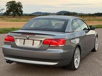 Gebraucht BMW 330 Cabriolet 244 PS (179 kW) 2010 Silber Cabrio