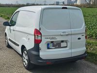 Gebraucht Ford Courier 102 PS (75 kW) 2017 Weiß Van / Kleinbus