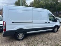 Gebraucht Ford Transit Trend 131 PS (96 kW) 2020 Weiß Van / Kleinbus
