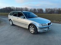 Second-hand BMW 330 231 CP (169 kW) 2001 Argintiu Break