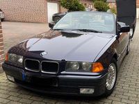 Gebraucht BMW 318 Cabriolet 116 PS (85 kW) 1995 Blau Cabrio