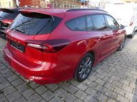 Gebraucht Ford Focus ST-Line X 155 PS (114 kW) 2024 Fantastic red Kombi