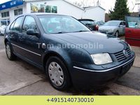 Second-hand VW Bora Pacific 105 CP (77 kW) 2003 Albastru Berlinǎ