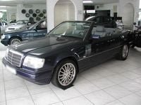 Gebraucht Mercedes E220 150 PS (110 kW) 1997 Grau Cabrio