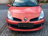 Gebraucht Renault Clio II 88 PS (64 kW) 2006 Rot Kleinwagen