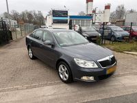 Gebraucht Skoda Octavia 123 PS (90 kW) 2012 Grau Limousine