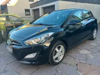 Gebraucht Hyundai i30 Premium 99 PS (72 kW) 2012 Schwarz Limousine