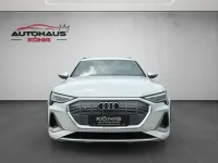 Gebraucht Audi e-tron Ambiente 369 kW (503 PS) 2022 Weiß SUV