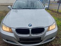 gebraucht BMW 318 d Navi Pano PDC S Heizung TÜV FESTPREIS