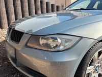 Gebraucht BMW 320 177 PS (130 kW) 2007 Andere farben Limousine