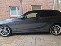 Gebraucht BMW 120 M Sport 190 PS (139 kW) 2015 Grau Kleinwagen