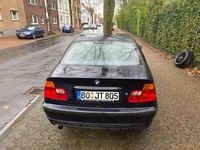 Gebraucht BMW 318 Performance 118 PS (86 kW) 1999 Schwarz Limousine