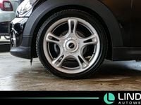 Gebraucht Mini Cooper Pepper 98 PS (72 kW) 2011 Schwarz Kleinwagen