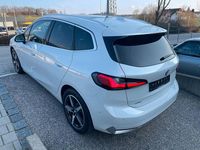 Gebraucht BMW 223 Active Tourer Performance 204 PS (150 kW) 2022 Weiß Van / Kleinbus