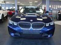 Gebraucht BMW 318 Advantage 150 PS (110 kW) 2019 Blau Limousine
