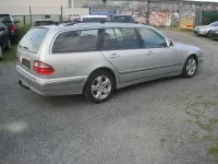 Gebraucht Mercedes E200 Elegance 136 PS (100 kW) 2000 Silber Kombi