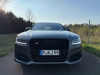 Gebraucht Audi S8 plus Ambiente 605 PS (444 kW) 2017 Grau Limousine