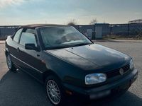 Gebraucht VW Golf Cabriolet 100 PS (73 kW) 1997 Grün Cabrio
