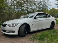 Gebraucht BMW 330 245 PS (180 kW) 2012 Weiß Coupé