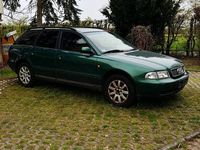 Gebraucht Audi A4 125 PS (91 kW) 1999 Grün Kombi