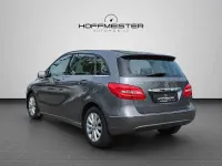 Gebraucht Mercedes B180 122 PS (89 kW) 2013 Grau Van / Kleinbus
