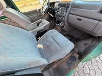 Gebraucht VW T4 102 PS (75 kW) 2002 Grün Van