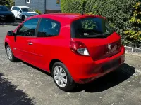Gebraucht Renault Clio 101 PS (74 kW) 2010 Rot Kleinwagen