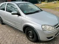Gebraucht Opel Corsa 80 PS (58 kW) 2006 Silber Kleinwagen