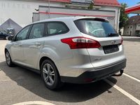 Usata Ford Focus 116 CV (85 kW) 2014 Argento Station wagon