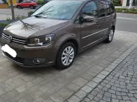 Używany VW Touran 105 KM (77 kW) 2012 Brązowy Minivan