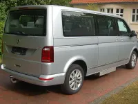 Gebraucht VW Caravelle Comfortline 204 PS (150 kW) 2016 Reflexsilber metallic Van