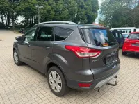Gebraucht Ford Kuga Trend 150 PS (110 kW) 2016 Grau SUV