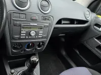 Gebraucht Ford Fusion 80 PS (58 kW) 2009 Blau Kleinwagen