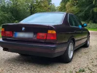Gebraucht BMW 520 150 PS (110 kW) 1991 Rot Limousine