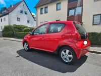 Gebraucht Toyota Aygo 68 PS (50 kW) 2008 Rot Kleinwagen