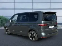 Gebraucht VW Multivan Life 150 PS (110 kW) 2025 Indiumgrau metallic Van / Kleinbus