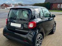 gebraucht Smart ForTwo Coupé 2016 90PS Turbo *54500km* SHZ,Glasdach,Touch