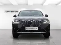 Gebraucht BMW X4 Performance 190 PS (139 kW) 2022 Black sapphire metallic (schwarz) SUV