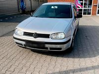 Gebraucht VW Golf 90 PS (66 kW) 2000 Silber Coupé