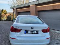 Gebraucht BMW 325 Advantage 224 PS (164 kW) 2016 Weiß Limousine