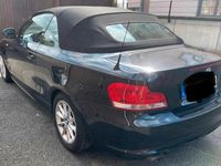 Gebraucht BMW 120 Cabriolet Advantage 177 PS (130 kW) 2011 Schwarz Cabrio