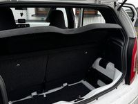 Gebraucht VW up! 60 PS (44 kW) 2016 Weiß Kleinwagen