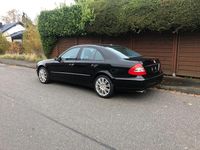 Gebraucht Mercedes E350 Avantgarde 272 PS (200 kW) 2008 Schwarz Limousine