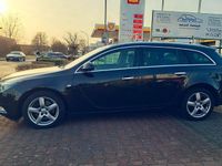 Gebraucht Opel Insignia Innovation 160 PS (117 kW) 2012 Schwarz Kombi