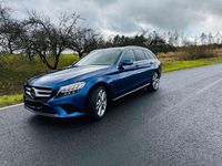 Gebraucht Mercedes C300e Avantgarde 194 PS (142 kW) 2019 Blau Kombi