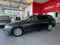 Gebraucht VW Passat Business 150 PS (110 kW) 2024 Grau Kombi