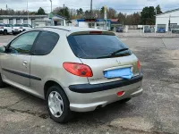 Gebraucht Peugeot 206 60 PS (44 kW) 2003 Grau Kleinwagen