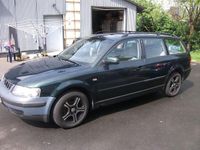 Gebraucht VW Passat Comfortline 101 PS (74 kW) 1998 Grün metallic Kombi